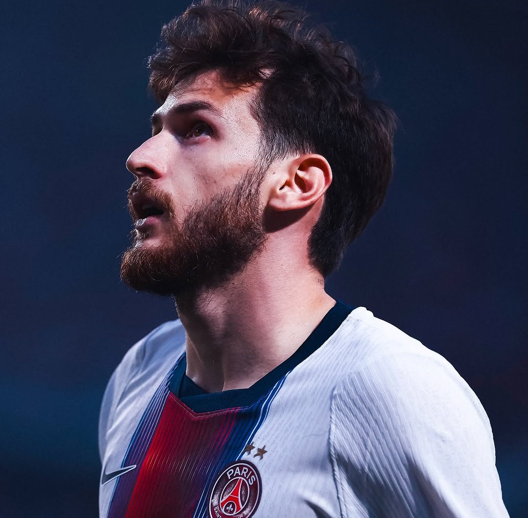 Khvicha Kvaratskhelia, in a portrait the club published as supporters sent messages after his injury was confirmed.